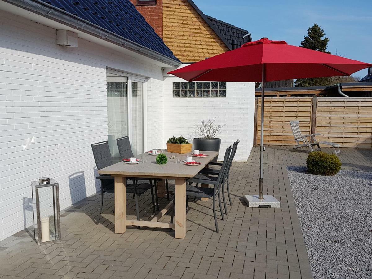 Dat Witte Hus 1 Büsum Esterno foto